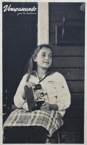 Niña Sarg, nieta de James Frederick Sarg, hija de Carlos Hugo Sarg Cobán 1920-1930 aprox