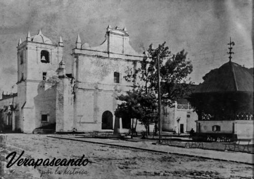 11. La Catedral y el kiosko 1929 