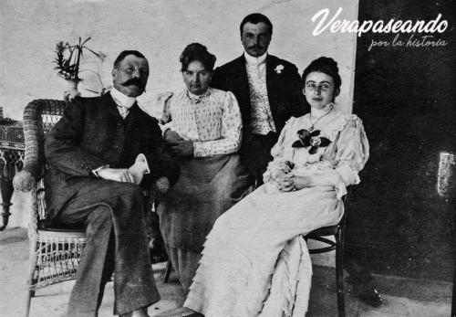 Familia Thomae en el Club Aleman,
sentado Mauricio Thomae con Paulina Brunell, de pie Carlos(Chito) Thomae.
1914-1930 aprox