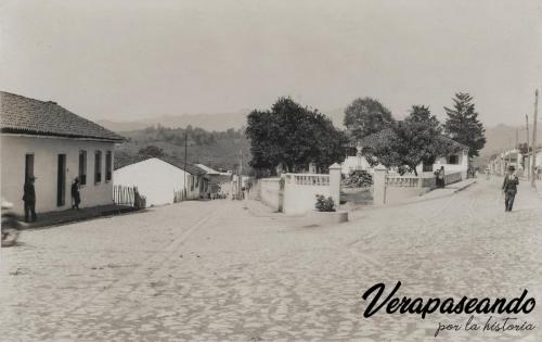 Parque Fray Bartolomé las Casas, Cobán A.V.
1925-35 aprox