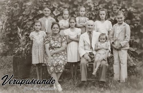 Familia Luther Revolorio1945