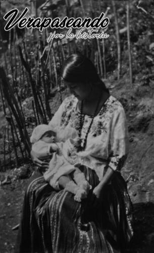 Mena y Nan Cuz en brazos.
1927