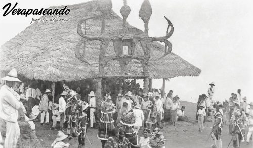 No. 41 Portada y danzantes en la celebración de una cofradía en Alta Verapaz

