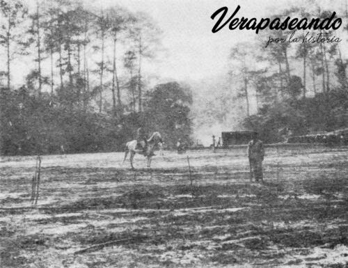 Terraplén del Estadio Verapaz casi terminado. Posiblemente 1933