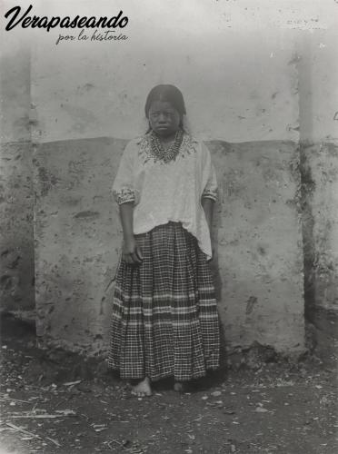 Mujer Q'eqchi'1900-15 aprox