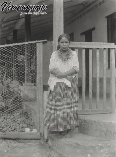 Mujer Q'eqchi' de Cobán1900-15 aprox